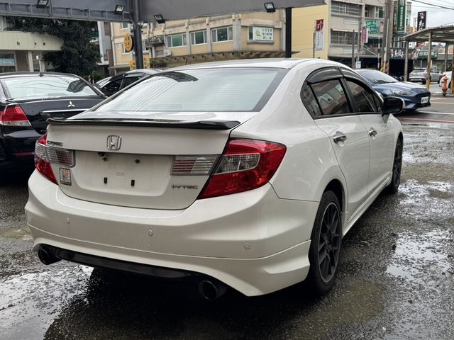 HONDA本田 CIVIC  第2張相片