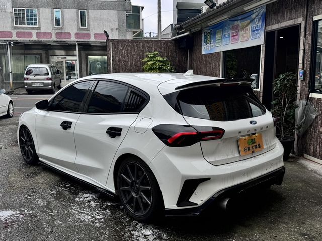 FORD福特 FOCUS ST  第4張相片
