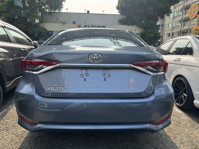 TOYOTA豐田 ALTIS  第4張相片