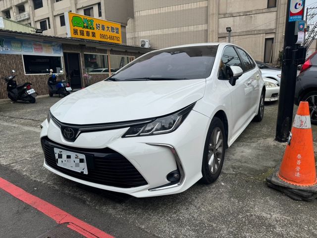 TOYOTA豐田 ALTIS  第1張相片