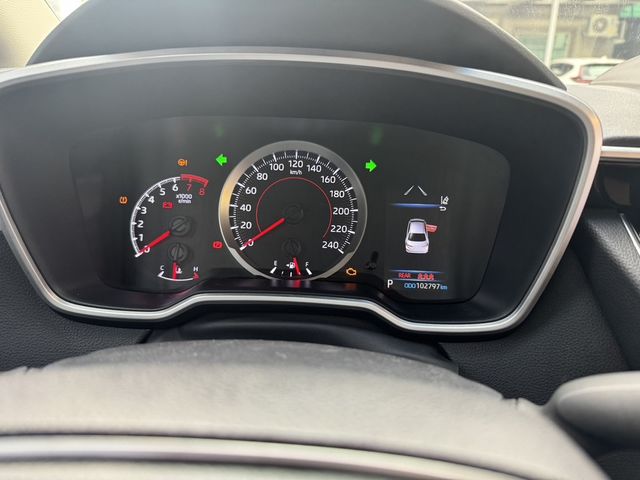 TOYOTA豐田 ALTIS  第3張相片