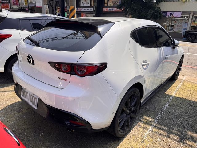 MAZDA馬自達 MAZDA 3  第2張相片