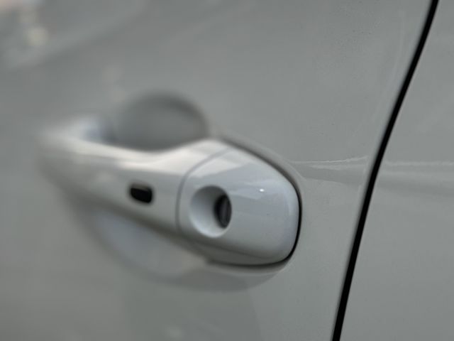 TOYOTA豐田 YARIS  第3張相片