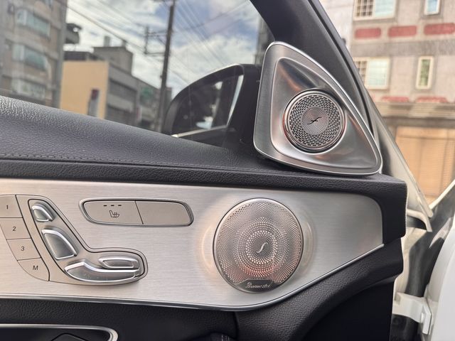 M-BENZ賓士 C300  第4張相片