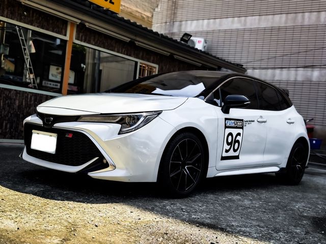 TOYOTA豐田 COROLLA SPORT  第1張相片