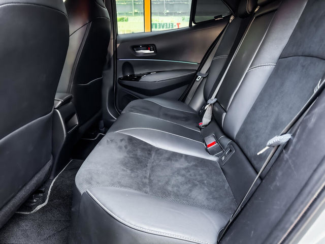 TOYOTA豐田 COROLLA SPORT  第7張相片