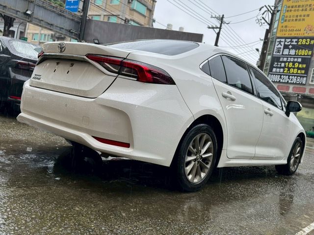 TOYOTA豐田 ALTIS  第4張相片