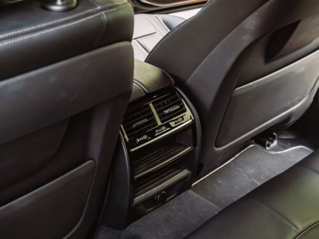 BMW寶馬 520I  第13張相片