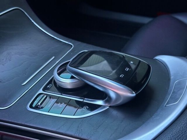 M-BENZ賓士 C300  第5張相片