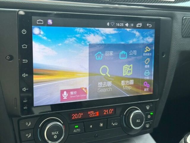 BMW寶馬 320I COUPE  第8張相片