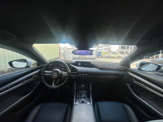 MAZDA馬自達 MAZDA 3  第4張相片