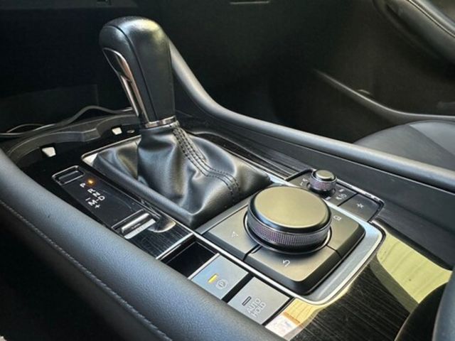MAZDA馬自達 MAZDA 3  第9張相片