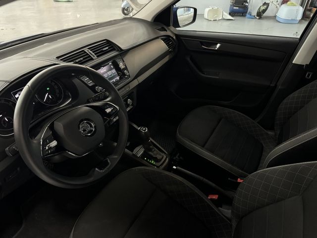 FABIA  第4張相片