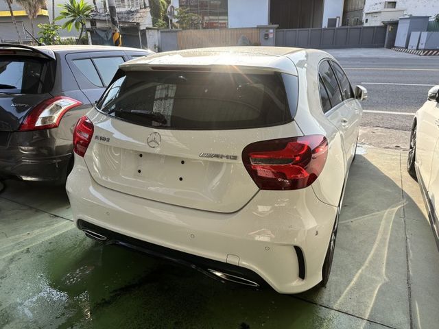 2017/12月出廠 AMG LINE  第2張相片
