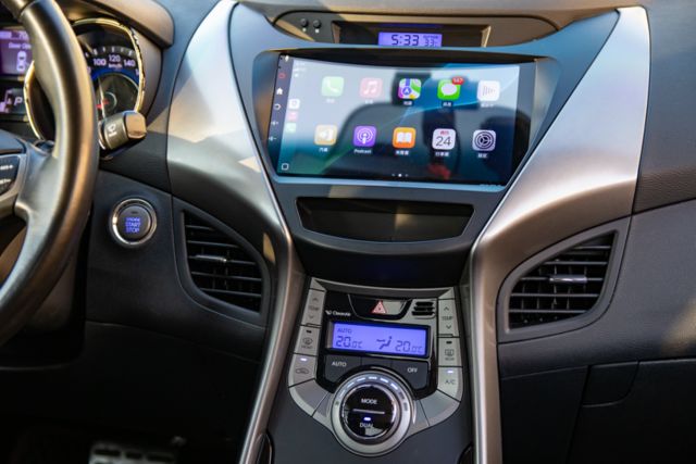 一手車 原鈑件 旗艦版 ikey 天窗 安卓機 apple carplay  第11張相片