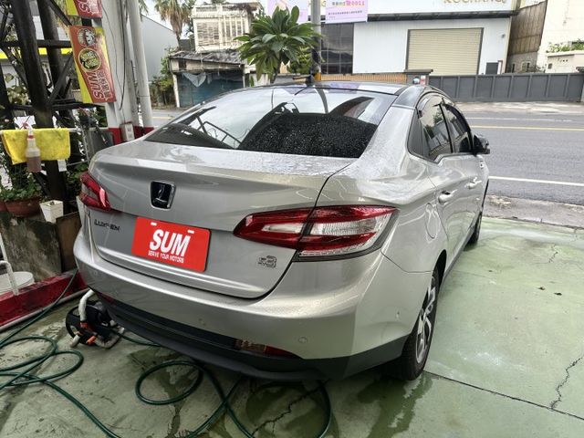 一手車 實跑3.6萬公里/摸門/IKEY/定速  第2張相片
