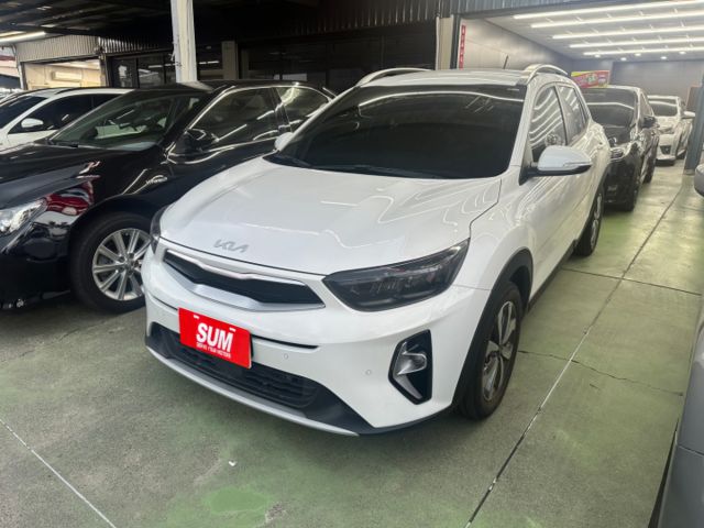 【1.0T智慧油電驚豔版】原鈑件 方向盤加熱 恆溫 中控螢幕 雙前座加熱椅 ACC 定速  第1張相片