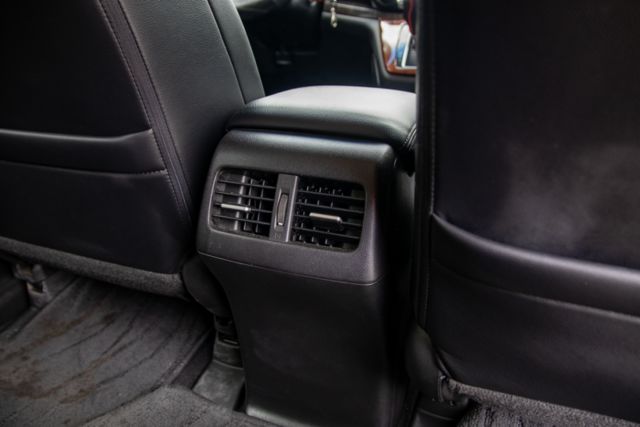 【2.0L VTI】 里程保證 方向盤快控鍵 分區溫控 安卓機 定速巡航  第10張相片