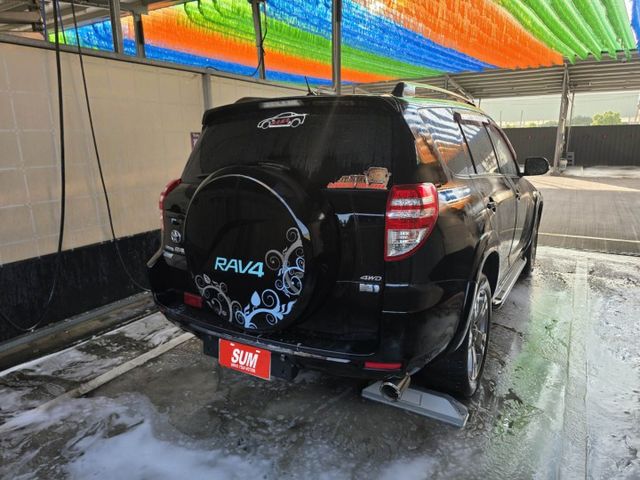 【4WD旗艦版】只跑11萬公里 天窗分區溫控 電動椅 衛星導航 定速巡航  第3張相片