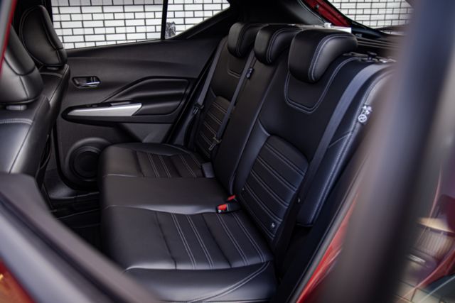 【智行旗艦版】一手原鈑件 僅跑2.7萬公里 7吋數位儀表板 空力套件 盲點偵測  第8張相片