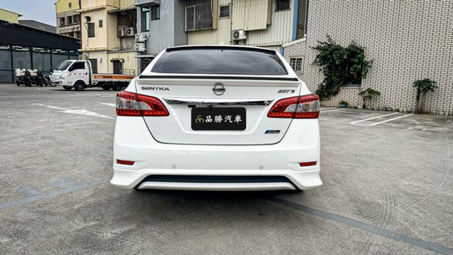 【Aero豪華版】 LED大燈 分區恆溫 安卓機 IKEY  衛星導航 電動後視鏡  第5張相片