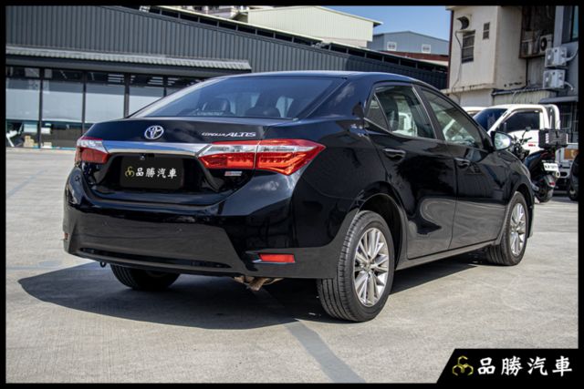 【1.8L S+】LED尾燈 方向盤快控鍵 恆溫空調 IKEY 定速巡航  第4張相片