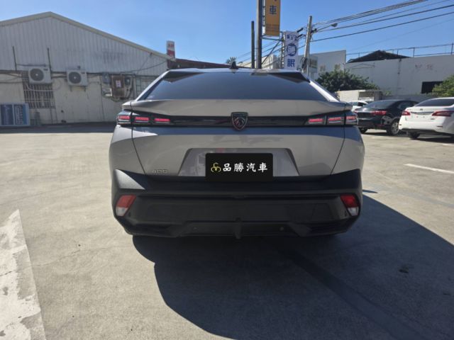 【1.2T Allure】LED日行燈 換檔撥片 分區溫控 中控螢幕 環景 IKEY 定速ACC  第6張相片