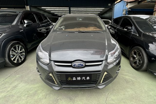 【2.0T 柴油頂級運動型】天窗 分區溫控 IKEY 中控螢幕 定速巡航  第2張相片