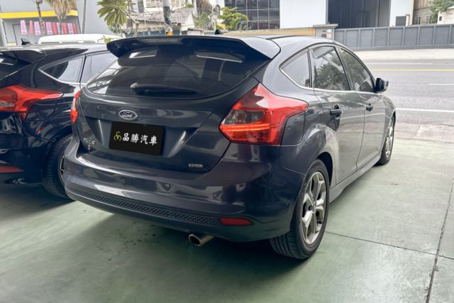 【2.0T 柴油頂級運動型】天窗 分區溫控 IKEY 中控螢幕 定速巡航  第3張相片