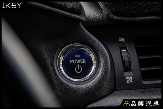 【1.8L 豪華版】分區溫控 電動椅 IKEY 中控螢幕 衛星導航 定速 前車雷達  第12張相片