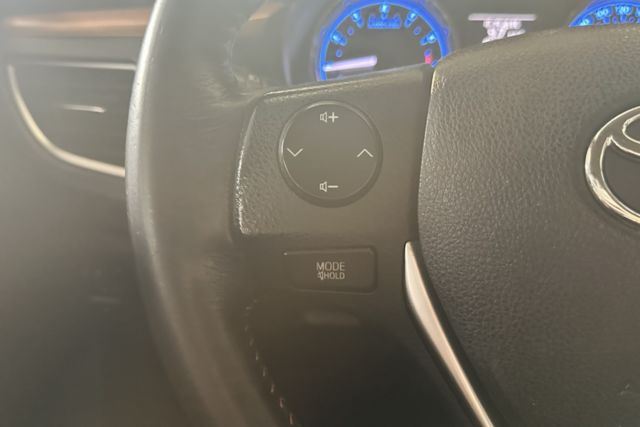 【X版尊爵】原鈑件 摸門 方向盤快控鍵 安卓機 衛星導航 IKEY 定速  第15張相片