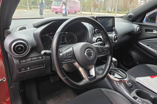 【1.0T駕趣享樂版】原鈑件 換檔撥片 恆溫 導航 IKEY 定速 環景  第8張相片