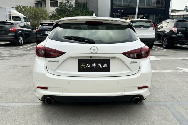 【2.0旗艦型】原鈑件 換檔撥片 分區溫控 電動椅 BOSE音響 導航 IKEY 定速  第4張相片