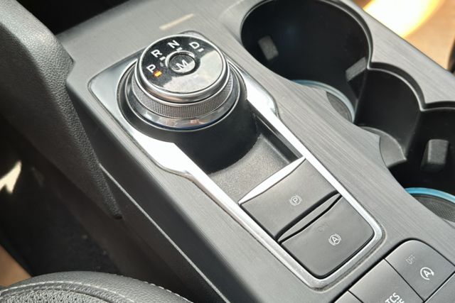 【1.5T佛心版】渦輪增壓 換檔撥片 恆溫 Apple Carplay 定速 Level 2跟車  第15張相片