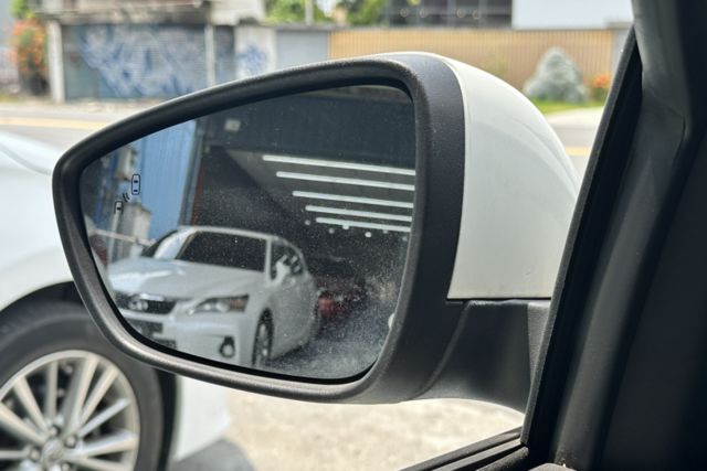 【1.5T佛心版】渦輪增壓 換檔撥片 恆溫 Apple Carplay 定速 Level 2跟車  第19張相片