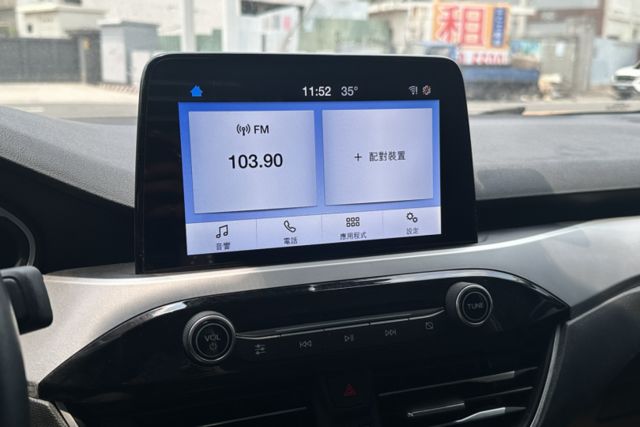 【1.5T佛心版】原鈑件 渦輪增壓 換檔撥片 恆溫 Carplay 定速 Level 2跟車  第12張相片