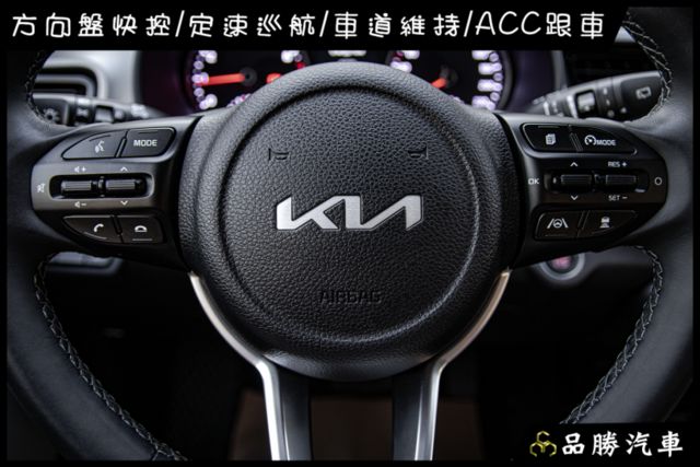 【1.0T智慧油電驚豔版】原鈑件 方向盤加熱 恆溫 中控螢幕 雙前座加熱椅 ACC 定速  第9張相片