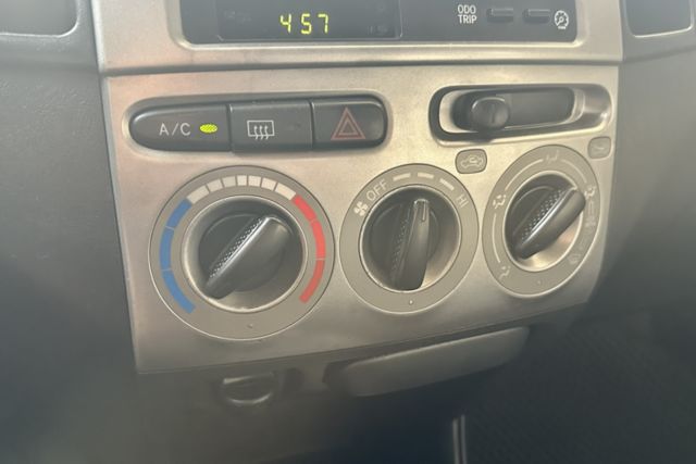 【E】1.5L 前霧燈 後霧燈 CD音響主機 電動折疊後視鏡 兒童安全鎖  第10張相片