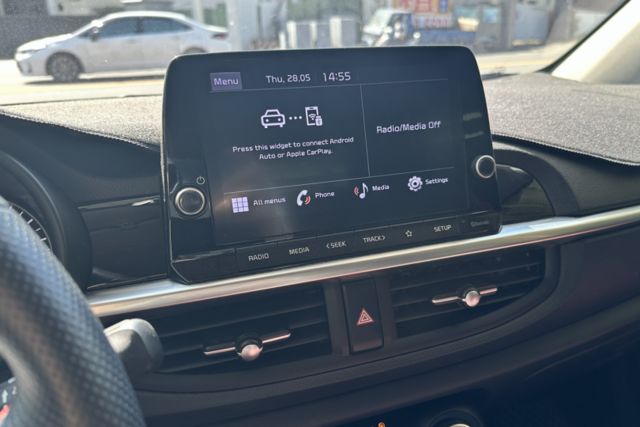 【1.2L GT-LINE】原鈑件 空力套件 天窗 恆溫 IKEY 定速 Apple carplay  第10張相片