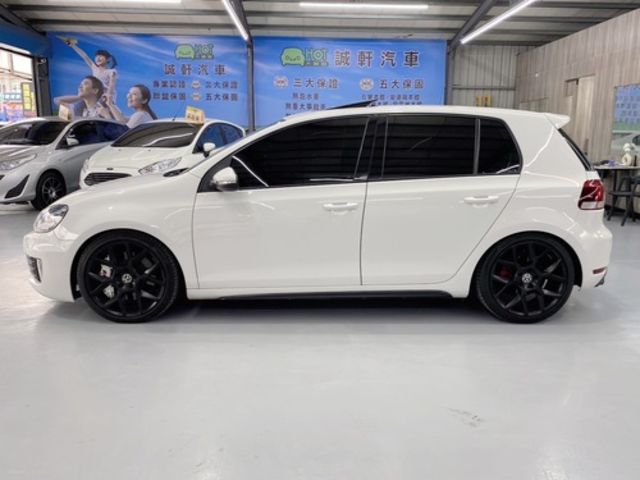 VOLKSWAGEN福斯 GOLF GTI  第4張相片