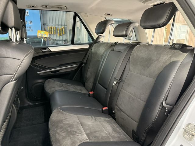 M-BENZ賓士 ML350  第9張相片