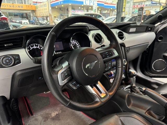 FORD福特 MUSTANG  第9張相片