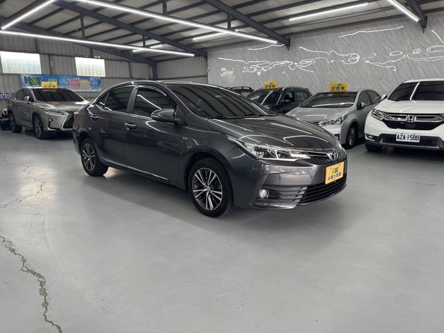 TOYOTA豐田 ALTIS  第3張相片
