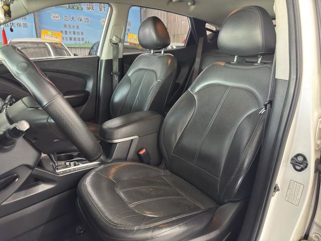 HYUNDAI現代 IX35  第6張相片