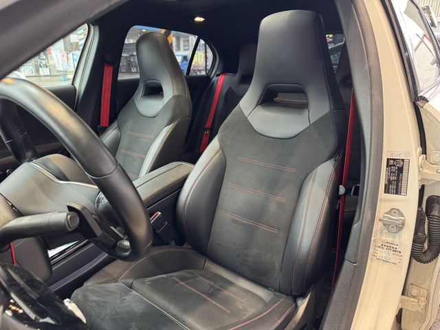 M-BENZ賓士 A250  第7張相片