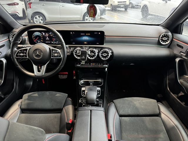 M-BENZ賓士 A250  第8張相片