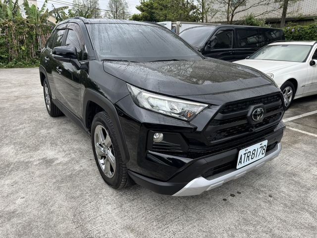 TOYOTA豐田 RAV4  第5張相片