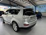 MITSUBISHI三菱 OUTLANDER  第4張縮圖
