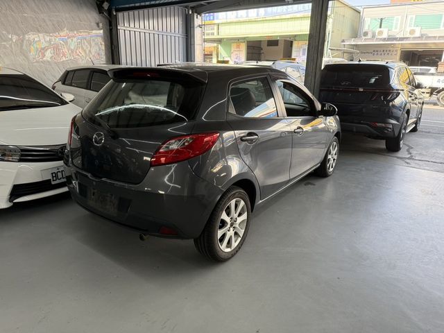MAZDA馬自達 MAZDA 2  第2張相片