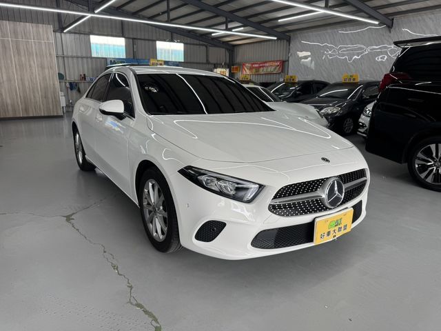 M-BENZ賓士 A200  第2張相片